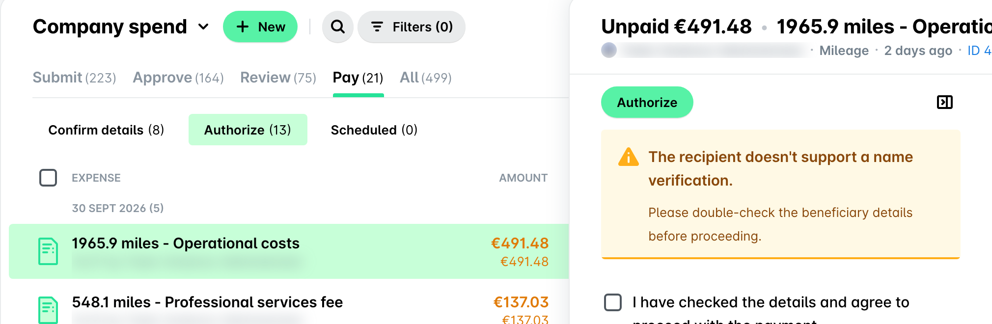 Registerkarte Bezahlen in Ausgaben mit ausgewähltem Autorisieren und einer geöffneten Ausgabe mit der Schaltfläche Autorisieren.